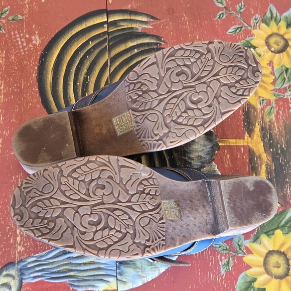 L'Artiste Spring Step Zoozi Western Leather Slipon Mules Shoes Rhinestone Buckle - Picture 7 of 12